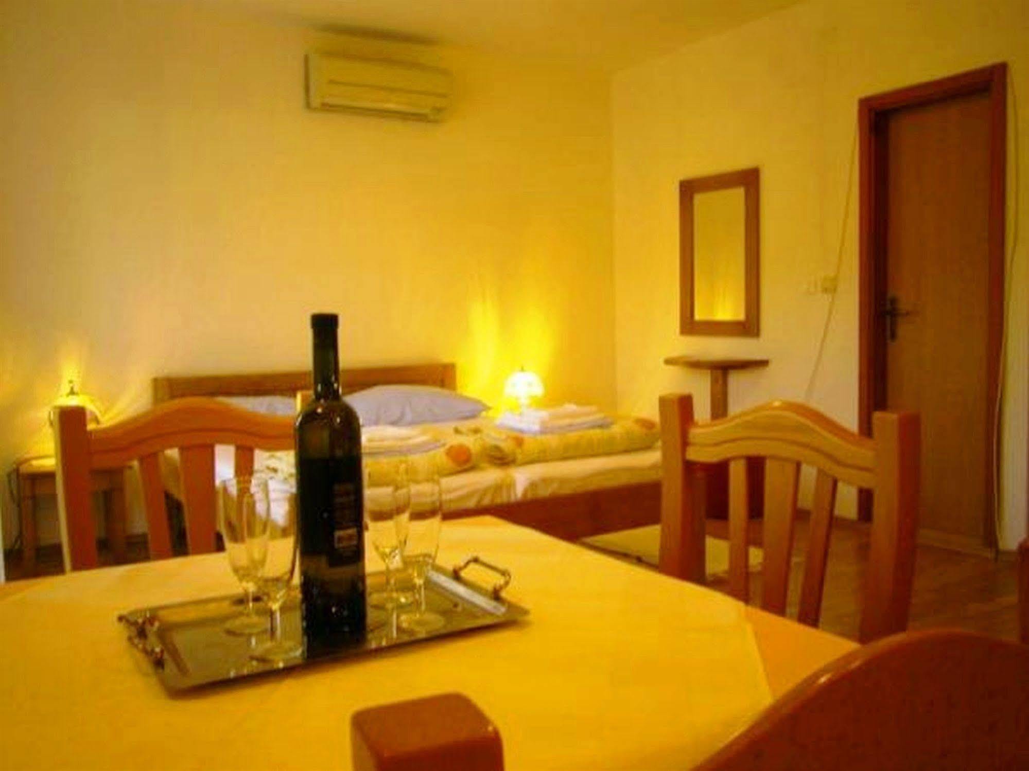 Villa Adria Slano Ngoại thất bức ảnh